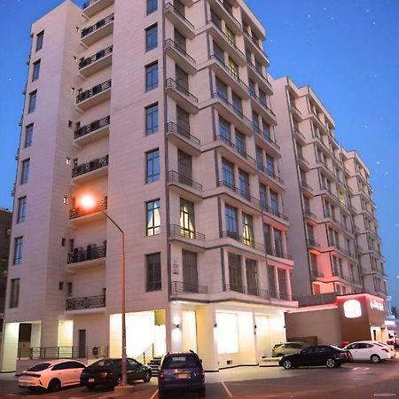 De Iris Regency Fahaheel Apartment Kuwait City Exterior photo