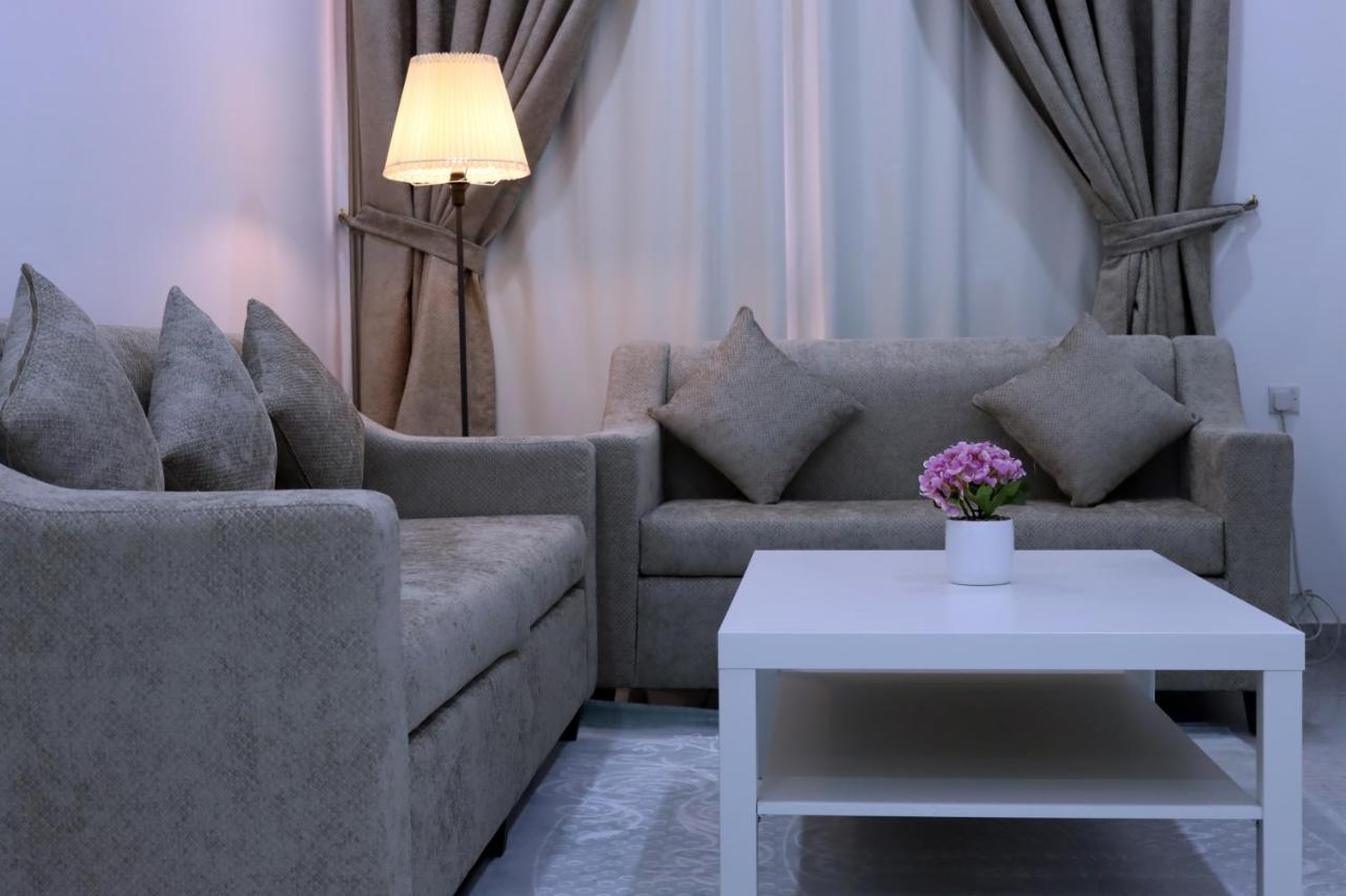 De Iris Regency Fahaheel Apartment Kuwait City Exterior photo