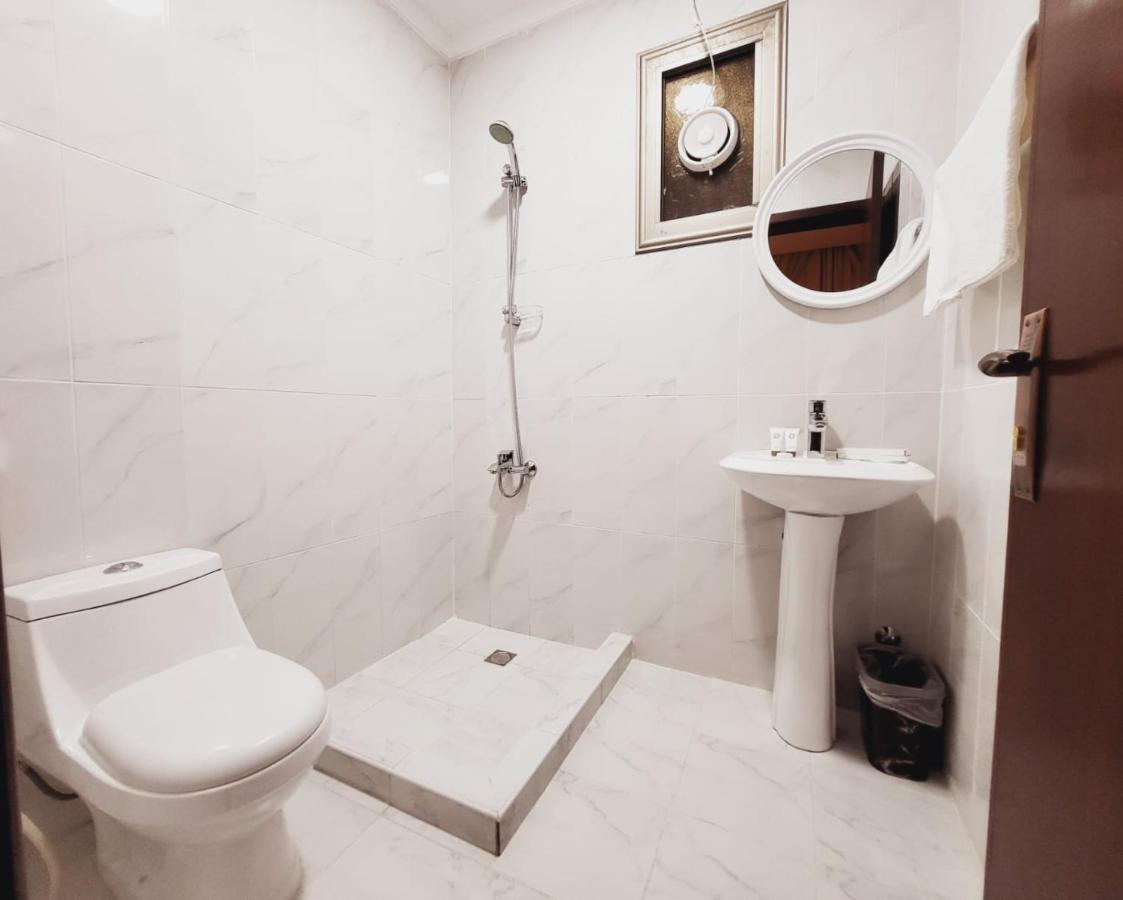 De Iris Regency Fahaheel Apartment Kuwait City Exterior photo