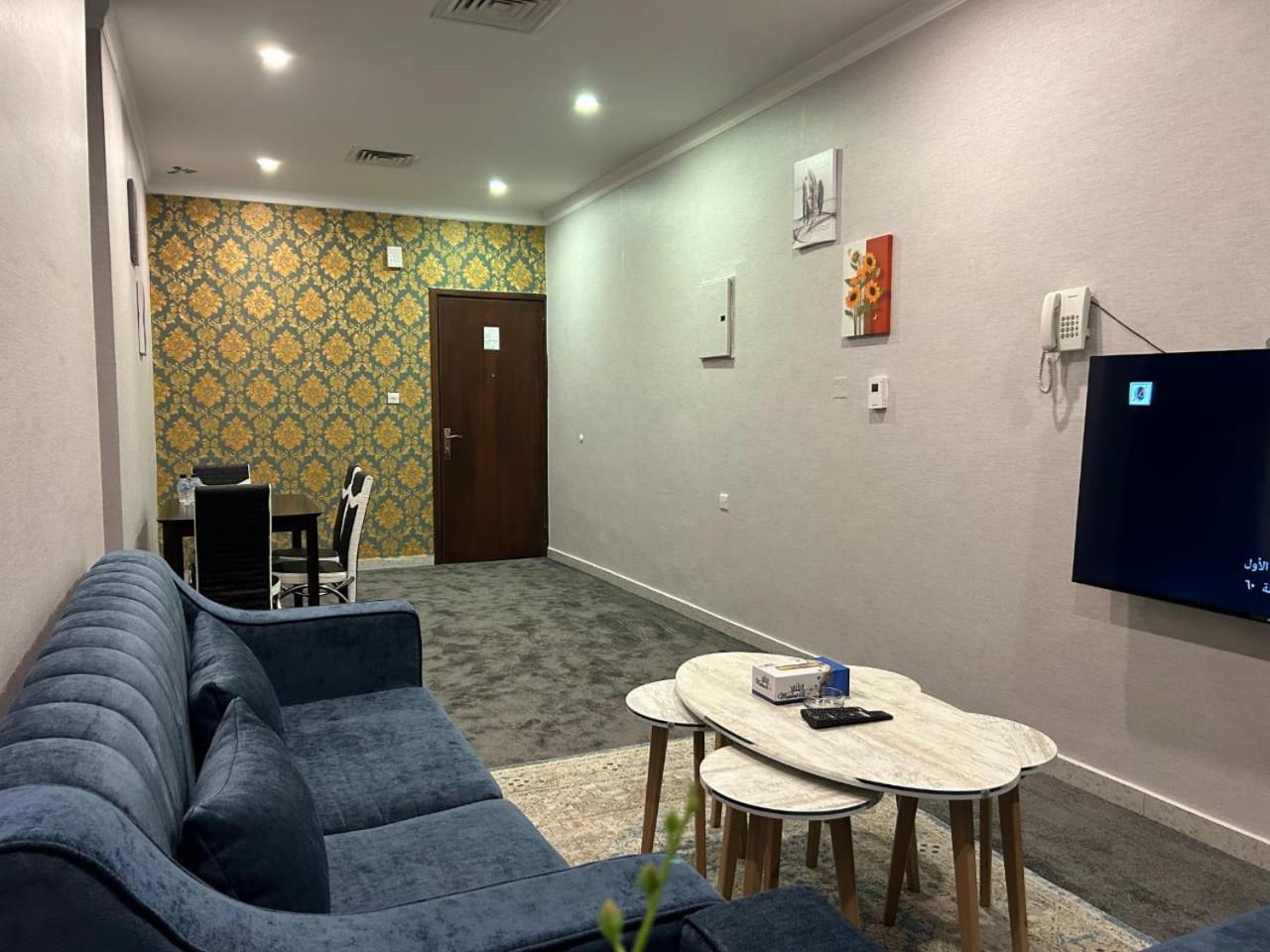 De Iris Regency Fahaheel Apartment Kuwait City Exterior photo