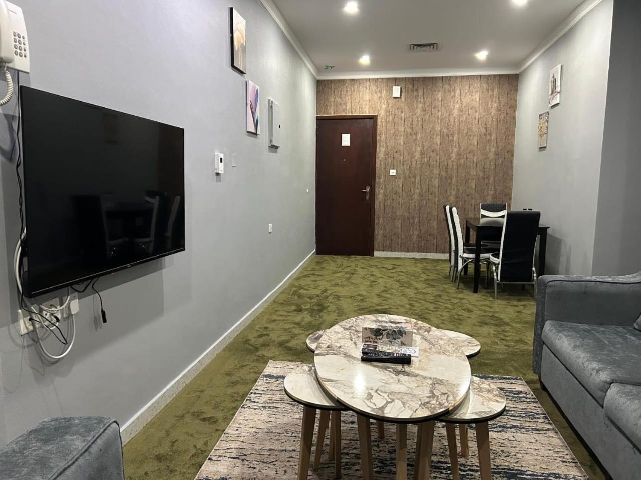 De Iris Regency Fahaheel Apartment Kuwait City Exterior photo